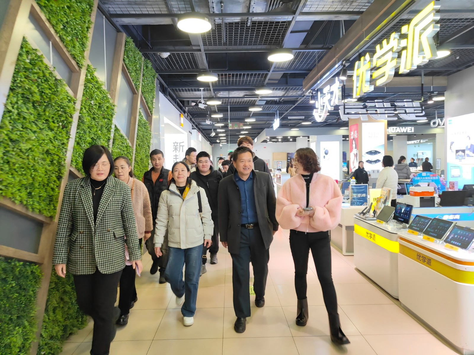 1733623930633179.jpg 25d55a6d7e25005ab2717476c62df6d(1).jpg